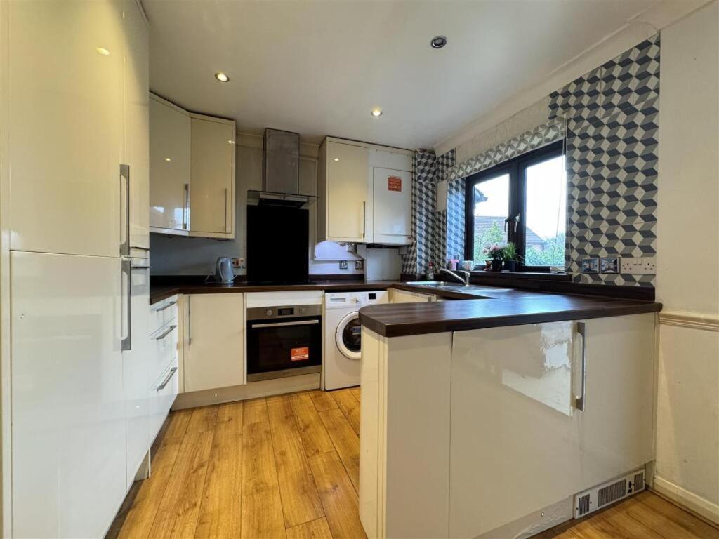 Clove, 3-4 Bed House With Garden, Free Parking, Sleeps 9 In Grays & Chafford Hundred Stifford מראה חיצוני תמונה